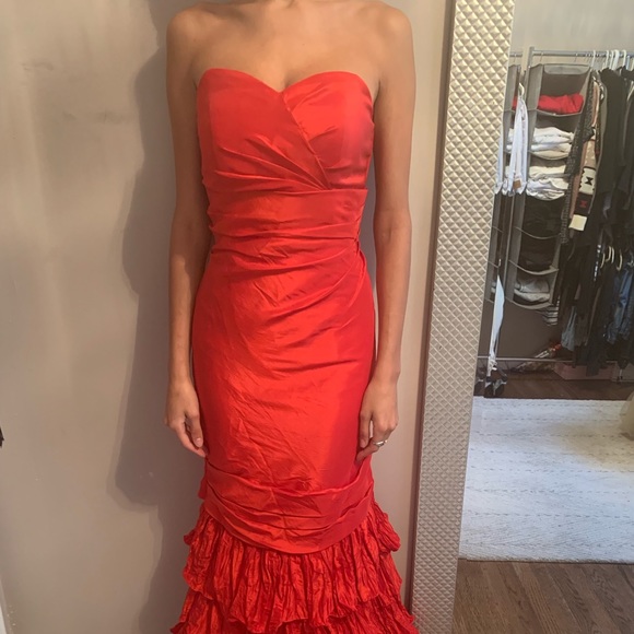 light in the box Dresses & Skirts - NWT Great Red Gown
